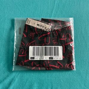 NWT Victoria’s Secret Limited Edition Black Panty Red Hearts Valentine’s Size L